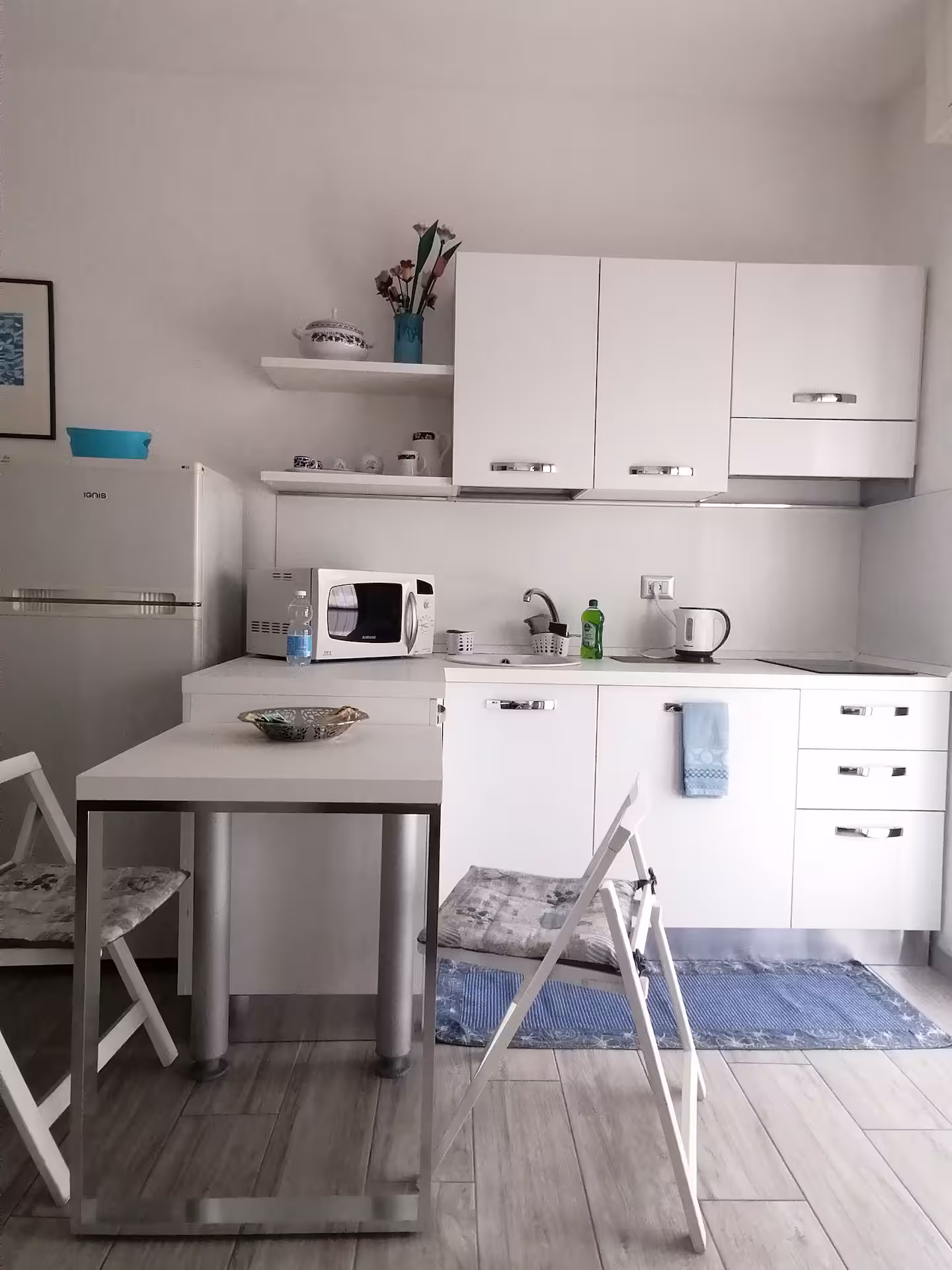 Camera Sakura - cucina